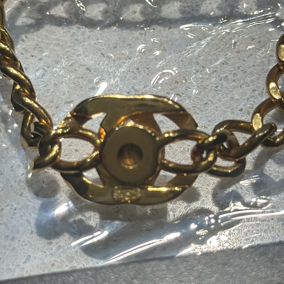 Chanel CC Chain Bracelet - Picture 7 of 14